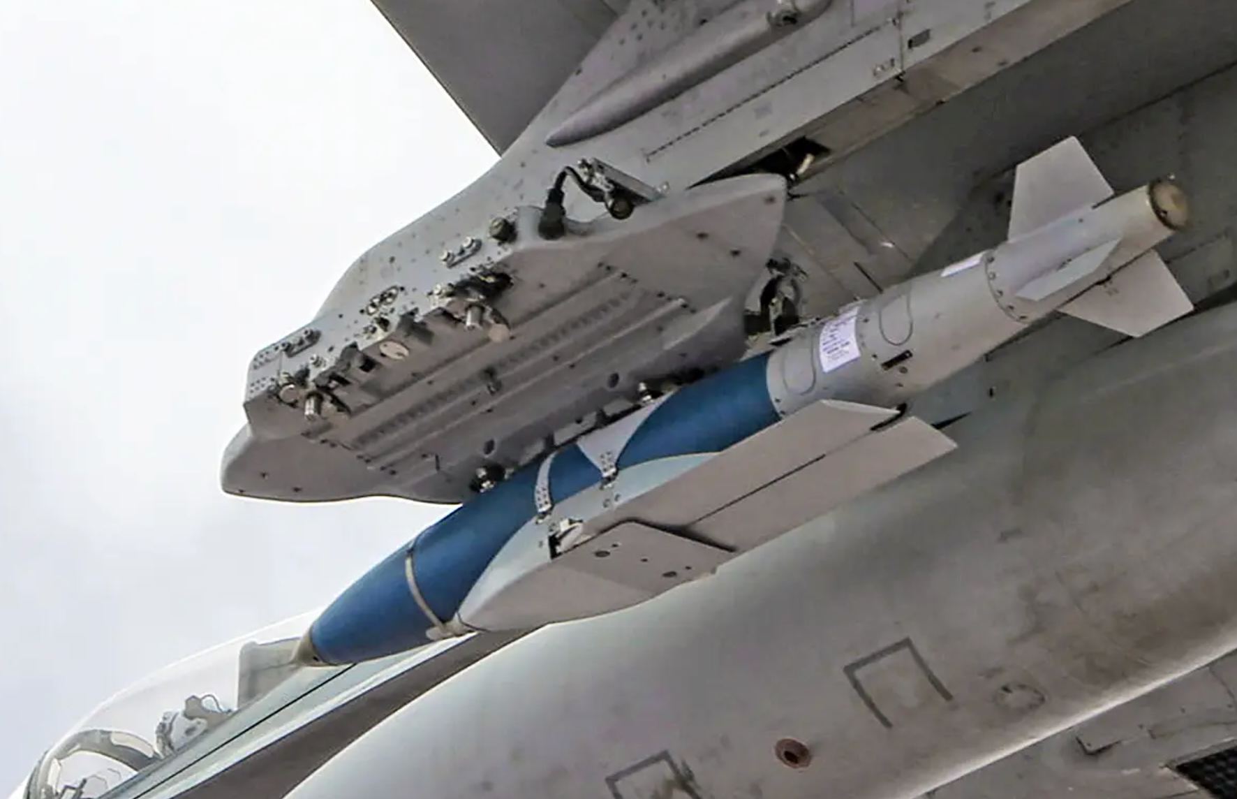 Крилаті «розумні бомби» JDAM