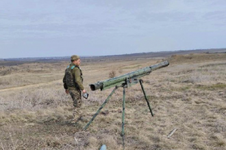 Саморобний "Град-П" з направляючої БМ-21 у використанні Збройними силами України