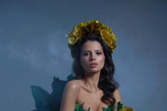 Українка представила національний костюм на конкурсі "Міс Світу 2023": що символізує "Лісова пісня", яку створили під обстрілами в Харкові