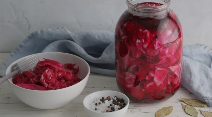 Неочікувані рецепти страв з капусти: 10 ідей, які вас вразять своєю смаковою гаммою