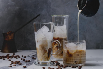 Кава фрапе в домашніх умовах - готуємо рецепт порятунку від спеки