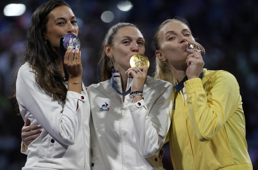 Перша медаль України на Олімпіаді-2024: Харлан здобуває бронзу в індивідуальній шаблі