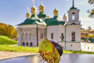 Коли відзначають Воздвиження Хреста Господнього у 2024 році: історія та традиції свята