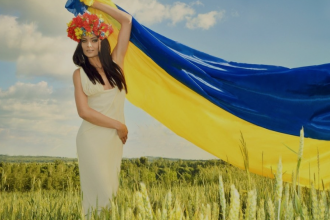 Коли відзначатимемо День української жінки у 2025 році: точна дата та традиції свята