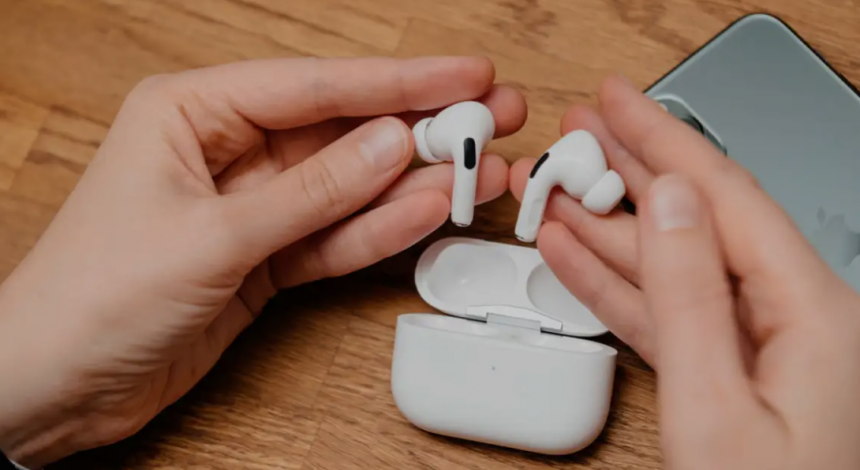 AirPods отримають функцію живого перекладу: Apple наздоганяє конкурентів