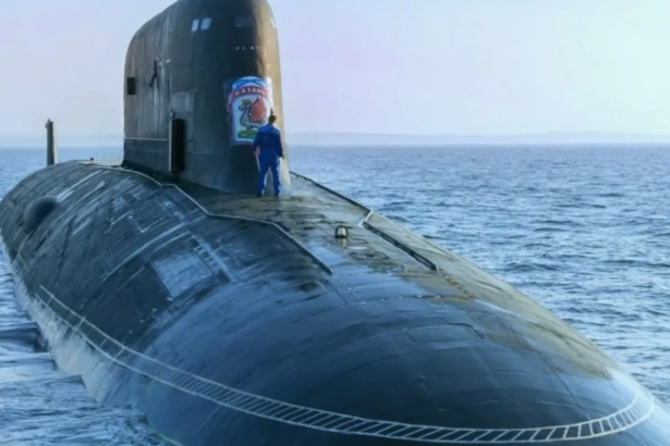 Росія розмістила п’ять атомних підводних човнів за 60 км від кордонів НАТО: супутникові знімки показали нові масштаби активності