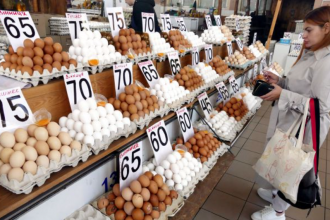 Інфляція б’є рекорди: ціни на продукти в Україні злетіли, яйця подорожчали на 75%