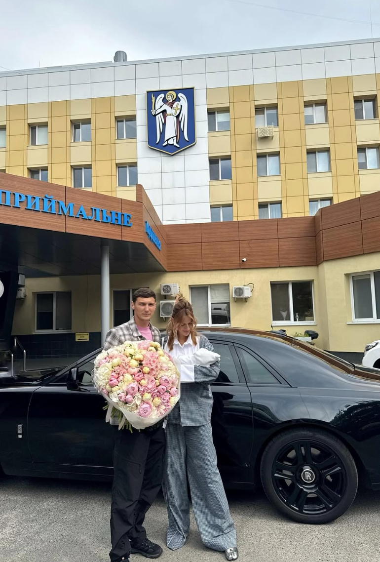 Леся Нікітюк стала мамою й показала перші фото з пологового