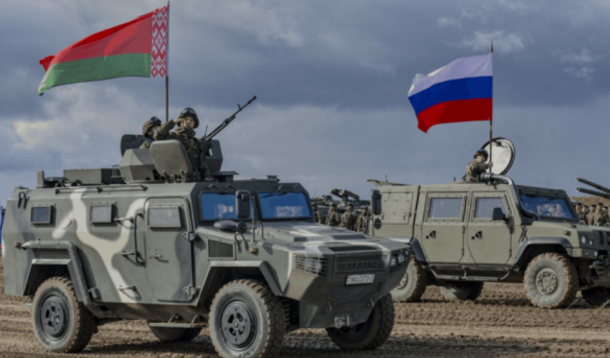У Білорусь прибули ешелони з військовими та технікою РФ: ДПСУ оцінює можливі загрози для України