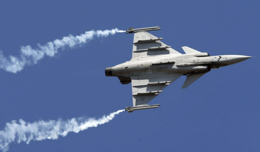 Швеція готова продати Україні винищувачі Gripen за однієї умови