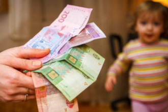 Виплати дітям загиблих або зниклих безвісти військових: розмір пенсії та хто може претендувати