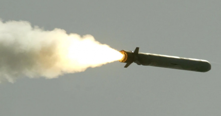 Скільки ракет Tomahawk потрібно Україні для знищення російського флоту: експерт дає пояснення