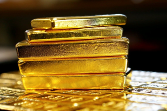 Росія вперше почала продавати свій золотий запас: що це означає для економіки