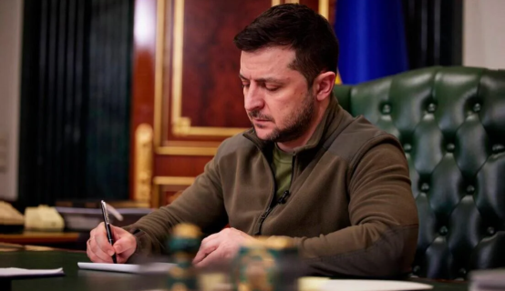 Зеленський ініціював продовження воєнного стану та мобілізації ще на 90 днів
