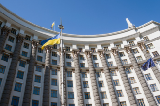 Нові податки в Україні: Кабмін схвалив зміни для маркетплейсів і міжнародних посилок