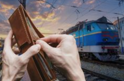 Дефіцит квитків на потяги УЗ влітку 2026: як їх «виловити» — лайфгаки від Укрзалізниці